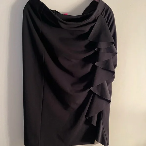 Vince Camuto Skirt NWT! - Picture 8 of 8